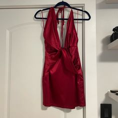 Never Worn, Size Small Spring Red Satin Mini Dress, Red Satin Mini Dress For Cocktail, Red Satin Mini Dress For Party, Red Mini Dress For Evening, Chic Red Mini Dress For Date Night, Red Mini Dress For Date Night, Open Back Mini Dress, Dresses Backless, Open Back