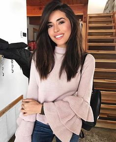 Sazan Sazan Hendrix Hair, Fall Hairstyles Medium, Medium Layered Hair Styles, Layered Hair Styles, Sazan Hendrix, Brunette Bob, Hairstyles Medium Length, Fall Hairstyles, Medium Layered Hair