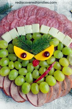 Celebrate Christmas with a fun Grinch Charcuterie Board. Bring the Grinch to life with this simple Kids Charcuterie Board, a great treat for any holiday gathering. Our Grinch-inspired charcuterie board offers a playful take on classic charcuterie with kid-approved ingredients like grapes and cheese. Perfect for a Grinch-themed party, these ideas make it easy to serve holiday cheer. Find the complete guide on rediscoveredfamilies.com and save this pin so you can find the recipe when you need it! Christmas Tree Charcuterie Board, Tree Charcuterie Board, Christmas Tree Charcuterie, Tree Charcuterie, Best Holiday Appetizers, Mr Grinch, Grinch Party, Grinch Face