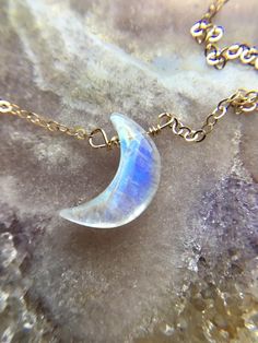 These beautiful dainty necklaces feature high quality Crescent moon rainbow moonstone pendents that I have wire wrapped and placed on a coordinating chain. You can choose the length from the drop down menu.  These necklaces provide that Goddess energy that you are looking for helping you to connect to the magic of the moon. 🌚 Intensifies Goddess Energy🌚 Enhances feelings and encourages desires 🌚 Recognize and embrace personal power   🌚 These crystals reflect within them the magical healing q Vintage Moonstone Necklace, Moon Jewelry Necklace, Crystal Moon Necklace, Moonstone Necklace Pendants, Moonstone Aesthetic, Moonstone Jewelry Necklace, Moon Stone Crystal, Moon Stone Necklace, Moon Crystal Necklace