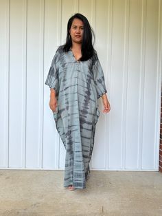 Unwind in absolute comfort with our semi sheer cotton gauze kaftan. This kaftan is perfect for the beach, pool, resort and laid-back time at home. Crafted from quality soft and breathable gauze cotton, it offers an airy fit that's ideal for lounging and cover up. Its relaxed design and easy slip-on style make it your go-to choice for outdoor cover up and relaxed nights at home. Summer Tunic With Relaxed Fit And Split Neck, Summer Split Neck Tunic With Relaxed Fit, Beach Dresses With Relaxed Fit And Split Neck, Relaxed Fit Beach Dress With Split Neck, Beach Dresses With Split Neck And Relaxed Fit, Relaxed Fit Split Neck Beach Dress, Summer Relaxed Fit Split Neck Tunic, Maxi Length Kaftan With Natural Dye For Beach, Unlined Tunic Kaftan For Beach