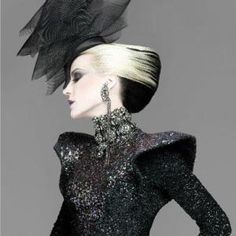 Contrast and two tone hair Daphne Guinness, Jerry Hall, Jean Shrimpton, Gothic Glam, Philip Treacy, Linda Evangelista, Kate Moss, Donna Karan, Guinness