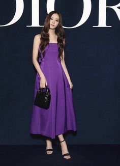 Dior Outfit, Dior Fashion Show, Dior Dress, Vogue India, Purple Outfits, Dress Sketches, Dior Fashion, Event Outfit, Bustier Dress