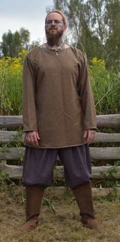 New wool Viking tunic ,machine sewn. Brown Wool Long Sleeve Top, Long Sleeve Brown Tunic For Fall, Brown Long Sleeve Tunic For Fall, Brown Long Sleeve Wool Top, Tristan Mays, Viking Tunic, Viking Shoes, Mens Costumes, Vikings