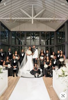 Black Love Wedding Theme, Black Family Wedding Photos, Wedding Where Everyone Wears Black, Black And White Wedding Theme Groomsmen, Met Gala Theme Wedding, All Black Wedding Black People, White And Black Wedding Party, Black And Off White Wedding, Black White And Gold Wedding Party