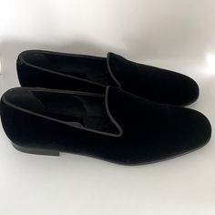 Giorgio Armani Men’s Velvet Loafers Shoes 100% Authentic New With Box And Dust Bags Size: 8 Color: Black Material: Velvet Armani Shoes, Black Loafer Shoes, Giorgio Armani Men, Velvet Loafers, Armani Black, Loafers Shoes, Black Loafers, Armani Men, Giorgio Armani