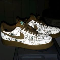 Rare Find Pics Are In The Dark And In The Light Awesome Sneakers Limited Nike Airforce 1, Shoes Nike, Mens Shoes Sneakers, Men's Nike, Nike Air Force, The Light, In The Dark, Air Force, Nike Men