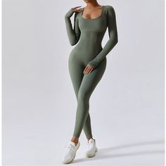 Introducing our Seamless Yoga Jumpsuits. the epitome of fashion and function for women who are dedicated to their active lifestyle. These jumpsuits are thoughtfully designed to elevate your workout experience and provide you with the ultimate... Yoga Jumpsuit, Active Lifestyle, Sporty Style, Second Skin, You Fitness, Fitness Journey, Fitness Goals, Yoga Poses, Workout Routine