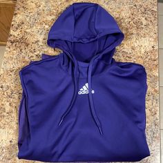 Didas Brand New Women’s Medium Purple Hoodie Adidas Moisture-wicking Hooded Sweatshirt, Adidas Moisture-wicking Hoodie, Sporty Purple Hoodie For Sports, Adidas Hoodie With Adjustable Hood For Fall, Purple Sports Hoodie For Fall, Purple Hoodie For Sports In Fall, Adidas Hooded Sports Top, Adidas Sports Sweatshirt With Double-lined Hood, Adidas Sweatshirt With Double-lined Hood For Sports