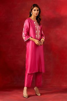 Fuchsia pink silk chanderi kurta with floral pattern, multi color resham, beads, cut dana, sequin embroidered yoke and bell sleeves. Paired with straight pant. - Aza Fashions Fuchsia Pink, Pink Silk, Pant Set, Straight Pants, Set For Women, Aza Fashion, Bell Sleeves, Pants Set, Floral Pattern