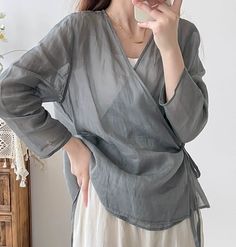 Versatile and literary tie-waist long-sleeved loose sun-protective cardigan, made of fine linen, with a Zen-inspired V-neck breathable top.this women tops also could be custom made any size. Material:100% linen Shipping we ship worldwide the USPS takes about 10-15 days if you want a express shipping,please contact with us payment: we accept payment by PayPal and credit card.if you would like paid by credit card,please choose payment by PayPal and then follow the guide. PayPal allows payment by c Linen Tops, Linen Top Women, Art Student, Beauty Dress, Womens Tops Summer, Chinese Clothing, Fine Linen, Linen Top, Sleeves (women)