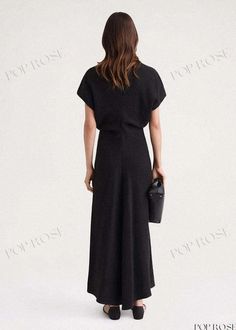 Classic Design Meets Modern Style Black Dress Flowy Long Sleeve Dress, Flowy Black Dress, Chic Black Dress, Black Knee Length Dress, Elegant Black Dress, Swedish Style, Black Dress With Sleeves, Crewneck Dress, Womens Black Dress