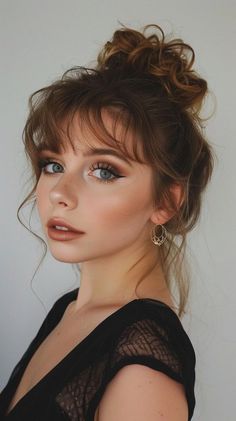 Family Photo Makeup, Smoky Makeup Looks, Office Makeup Looks, Full Face Makeup Looks, Romantic Makeup Looks, Birthday Makeup Ideas, Makeup Looks Winter