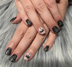 Elevate your Halloween look with our captivating spider accent nail on a backdrop of black sparkle nails! Embrace the spooky season with style and glamour. Black Sparkle Nails, Sparkle Nails, Black Sparkle, Halloween Looks, Spooky Season, Sparkle, Halloween