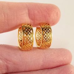 These Beautiful Diamond And Square Shapes Carved Hoop Huggie Earrings Are Made Of 18k Yellow Gold Filled. Brand New And Never Been Worn. Lead And Nickel Free. These Fine Quality Earrings Are Perfect For Everyday Wear, Special Occasions, Or A Special Gift. Get An $18 Gift Of Your Choice In My Listings With Purchase Of Two Or More Items. Please Send Offers And Questions. Earrings: 14x6mm Or .55" X .23" Weight: 2.8g Gold Hypoallergenic Hoop Clip-on Earrings, Adjustable Gold Huggie Earrings As Gift, Yellow Gold Hoop Clip-on Earrings For Gift, Yellow Gold Hoop Clip-on Earrings As Gift, Gold Huggie Earrings Cadmium-free, Yellow Gold Huggie Clip-on Earrings For Gift, Yellow Small Hoop Earrings For Gift, Yellow Small Hoop Earrings As Gift, Yellow Hypoallergenic Hoop Earrings As Gift