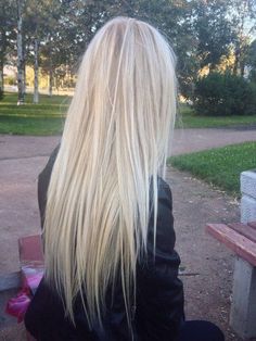 Lovely.. Blonde Lowlights, Blonde Hair Extensions, Platinum Blonde Hair, Long Blonde, Long Straight Hair, Long Blonde Hair, Platinum Blonde, Blonde Hair Color, Gorgeous Hair