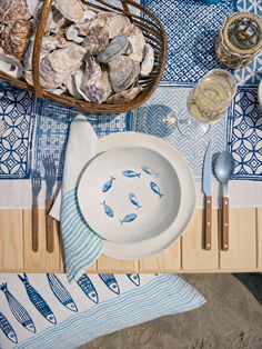 Bertozzi Blue Fish Pasta Bowl Weston Table Fish Kitchen Decor, Beach Dinner Ideas, Wood Block Painting, Italian Ceramic Plates, Fish Pasta, Porcelain Paint, Beach Souvenirs, White Soup, Beach Dinner