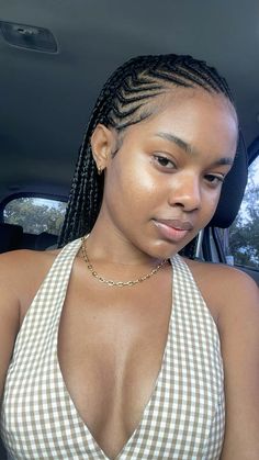 Picture Day Hairstyles Braids, Simple Braids For Black Women, Braids All Back, Latest Hair Braids, Braided Hairstyles For Black Women Cornrows, Braids Hairstyles For Black Women, African Hair Braiding Styles, Face Smile, Box Braids Hairstyles For Black Women