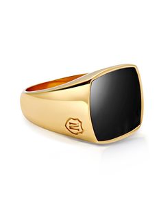 Mens Gold Signet Rings, Onyx Ring Men, Mens Black Ring, Mens Ring Designs, Couple Ring Design, Mens Pinky Ring, Gents Ring, Mens Gold Wedding Band, Mens Rings Fashion