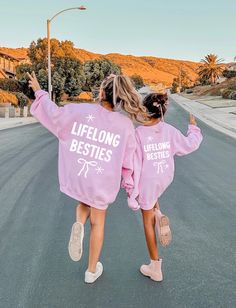 I T E M D E S C R I P T I O N  If you've got a daughter, you know she's your lifetime bestie. Show your love with our super cute Pink Mommy & Me sweatshirts. Go for a size up for that oversized look and enjoy all the catchy, trendy vibes! MATERIAL: *  Women: 50% Cotton /50% Polyester *  Girls: 60% Cotton /40% Polyester FIT & DETAILS: *  Fit type: Our sweatshirts fit true to size. But if you're someone who likes to keep it casual and relaxed, we recommend you go up one size from your usual size t Cute Oversized Letter Print Sweater, Oversized Cute Sweater With Letter Print, Cute Letter Print Sweater For Loungewear, Pink Letter Print Sweats With Relaxed Fit, Pink Letter Print Relaxed Fit Sweats, Pink Letter Print Sweats In Relaxed Fit, Pink Relaxed Fit Sweats With Letter Print, Family Matching Pink Tops For Fall, Mother's Day Pink Relaxed Fit Sweatshirt