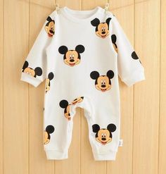 baby boy girl long sleeve cartoon jumpsuit Spring Baby Boy, Minnie Mouse Head, Head Cartoon, Baby Boy Winter Outfits, Disney Baby Clothes, Baby Kostüm, Newborn Boy Clothes