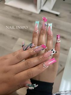 Artsy Nails, Freestyle Nails, Birthday Nail, Nail Business, Dope Nail Designs, Chill Fits, Long Acrylic, Unique Acrylic Nails, Bling Acrylic Nails