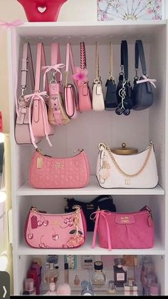 Coquette Purse Aesthetic, Girly Bags Aesthetic, Pink Designer Handbags, Pink Girly Accessories, Girly Bags Purses, Outfits With Pink Purse, Purse Collection Aesthetic, Pink Bag Outfit Ideas, Purses And Handbags Aesthetic