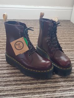 Cherry Doc Martens, Jadon Dr Martens Outfit, Cherry Red Docs, Mr Martens, Jadon Outfit, Red Docs, Jadon Dr Martens, Wishlist Shoes, Red Dr Martens