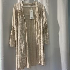 Kaktus Italy. New York Designer Shaw. Sheer And Linen Feel.Firs Small/Medium Over Clothes Beige Embroidered Bohemian Shawl, White Top, White Tops, Womens Tops, New York, Italy, Women Shopping, White, Clothes