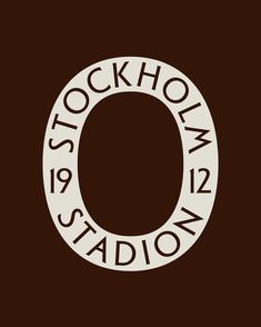 the logo for stockholm station is shown in brown and white on a dark background with an oval