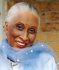 Barbara Smith Conrad, opera star and civil rights pioneer, 73 #ageless #beauty Beautiful Gray Hair, Opera Singer, Like Fine Wine, Aging Beautifully, Aging Well