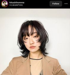 Japanese Short Layered Hair, Japanese Shag Haircut, Short Jellyfish Cut With Bangs, Short Layered Wolf Cut With Bangs, Himecut Short Hair, Short Hair With Bangs Hairstyles Ideas, East Asian Hairstyles, Octopus Haircut Short, Wispy Short Hair