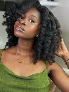 Curls On 4c Hair, Natural Bob Cut Black Women, Natural Hairstyles Black Women, Hair 4c Hairstyles, Hairstyles 4c, Short Natural Hairstyles, Bob Black, Hair 4c, Beautiful Black Hair