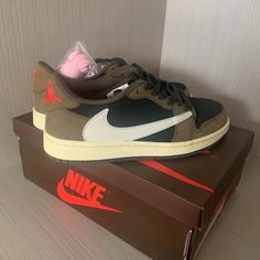 Travis Scott X Air Jordan 1 Lowdark Mochaaj1 Brown Reverse Hook Unisex Same Style For Both Men And Women Size 40 Color Brown Comes With Box And Shoelaces Sporty Brown Lace-up Jordan Shoes, Brown Jordan Shoes With Boost Midsole For Streetwear, Brown Low-top Jordan Shoes With Rubber Sole, Casual Brown Jordan Shoes With Boost Midsole, Brown Jordan Shoes With Rubber Sole For Streetwear, Brown Jordan Shoes With Cushioned Footbed, Sporty Brown Jordan Shoes With Cushioned Footbed, Brown Jordan Shoes With Boost Midsole And Lace-up, Brown Low-top Jordan Shoes For Streetwear