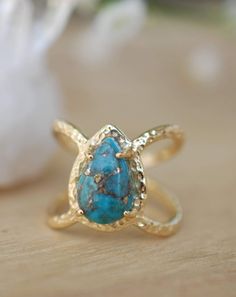 D E T A I L S — METAL: GOLD VERMEIL: Gold vermeil, or just vermeil, refers to items made of sterling silver that are plated with a layer of gold. — Stone: Copper Turquoise. 💎 The gemstone is the Copper Turquoise. ✦ Copper Turquoise is normal Turquoise that has been crumbled and reformed to add copper to it, in order to create the beautiful effect of the stone. Individual who will wear it will get the benefit of both coppers as well as turquoise. Turquoise is birthstone of December. 💎 The natur Blue Wedding Rings, Turquoise Gold Ring, Chalcedony Ring, Hammered Band, Aqua Chalcedony, Copper Turquoise, Turquoise Rings, Blue Rings, Turquoise Sterling Silver