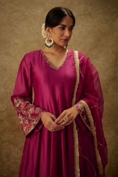 Magenta kali kurta with floral zardozi and zari organza embroidered sleeves. Paired with embroidered hem palazzo and an organza dupatta. - Aza Fashions Organza Dupatta, Lace Border, Anarkali, Aza Fashion, Hand Embroidered, Types Of Sleeves, Hand Weaving, V Neck, Lace