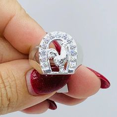 ❤️ 925 Sterling Silver Ring Rooster in a horseshoe  ❤️ Size 9, 10 or 11.5 ❤️ Men's   ❤️ White cubic zirconia stone Checkout my other jewelry  ❤️ Anillo en Plata de hombre   ❤️ Tamaño 9, 10, o 11.5 ❤️ Anillo con herradura y gallo  ❤️ Piedra blanca zirconia  Stock# 01284P Western Style Silver Horseshoe Jewelry, Silver Horseshoe Ring As Gift, Silver Horseshoe Ring For Gift, Silver Adjustable Horseshoe Rings, Classic Horseshoe-shaped Sterling Silver Jewelry, Nickel-free Silver Horseshoe Jewelry, Hearts Girl, Heart Bracelet, Houston Tx