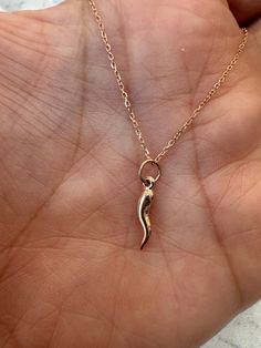 Italian Horn Necklace / Horn Necklace/ 14K Rose Gold Horn Necklace / Gold Horn Necklace / Solid Gold Horn / Mini gold Horn Pendant   FREE SHIPPING  WITHIN THE USA METAL: 14K SOLID ROSE GOLD 585 STYLE: ITALIAN HORN NECKLACE PURITY: 14K 585 SIZE: 14MM BY 2.6MM MINI HORN AS IT IS WITH THIS ITEM ALL MY PIECES ARE HAND MADE. AND I STAND BEHIND EVERY PIECE. SATISFACTION GUARANTEED. FIND OUT ABOUT OUR LAYAWAY PAYMENT PLAN AND HASSLE FREE RETURNS  IF THERE IS ANY ADJUSTMENTS NEEDED TO SUIT YOUR TASTE, I 14k Rose Gold Necklaces For Jewelry Making, Rose Gold 14k Gold Necklaces With Charms, 14k Rose Gold Necklace, 14k Rose Gold Fine Jewelry Necklace, 14k Pink Gold Necklace Gift, 14k Rose Gold Necklaces For Gifts, Rose Gold 14k Gold Charm Necklaces, 14k Rose Gold Necklace For Gift, Gift Rose Gold Necklace In 14k Rose Gold