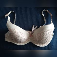 Victoria's Secret 38d Cream With Pink Lace Lined Demi Underwire Bra Never Worn Underwire Bra, Pink Lace, Victoria's Secret Pink, Secret Pink, Women's Intimates, Victoria's Secret, Bra, Cream, Lace