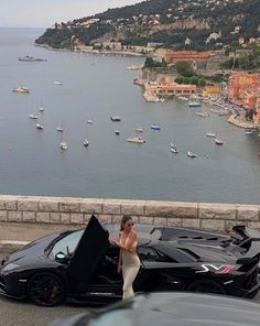 Lamborghini Aesthetic, Money Billionaire, Places Aesthetic, Vacation Italy, Luxury Outfit, Car Dream, Lamborghini Lamborghini, Vibe Aesthetic, Lady Luxury