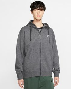 Nike Sportswear Club Fleece Men's Full-Zip Hoodie. Nike.com Simple Street Style, Socks Nike, Jordans Nike, Nike Sportswear Mens, Nike Sportswear Club Fleece, Mens Zip Hoodie, Basic Hoodie, Nike Zip Up, Nike Elite