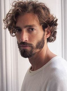 Maximiliano Patane, Patchy Beard Styles, Young Men Haircuts, Patchy Beard, Mens Haircuts Short Hair, Mens Facial, Beard Styles For Men, Corte De Cabelo Masculino, Curly Hair Men