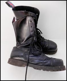 "Please read shop policies before purchase, thank you  Pair of leather combat boots. Rounded toes, chunky heels, 10 eyelet lace up fronts. These boots show normal signs of distressed surface wear from use and age including some scuffing, creasing, marks of discoloration and abrasions here and there. Overall though, these boots are still in good condition! You can see on last pic condition of boots. In good condition. You can see on last pics condition. Size EU 40. UK 6. But I think it's bigger mold, maybe EU 41. You should lead with inner sole: I wear EU 41 and they fit me. insole: 26.5 cm ( 10.43\" ) PLEASE READ I don't accept returns, exchanges, cancellations, or money refund. So please ask for measures and everything you want to know before purchase item, thank you! IMPORTANT  I CAN'T G Grunge Leather Lace-up Boots For Concerts, Grunge Lace-up Boots With Round Toe For Concert, Grunge Lace-up Boots With Round Toe, Vintage Lace-up Combat Boots For Streetwear, Alternative Style Combat Boots With Round Toe For Concerts, Alternative Lace-up Leather Boots, Grunge Combat Boots For Concerts, Grunge High Ankle Combat Boots For Alternative Fashion, Grunge Lace-up Boots For Alternative Fashion