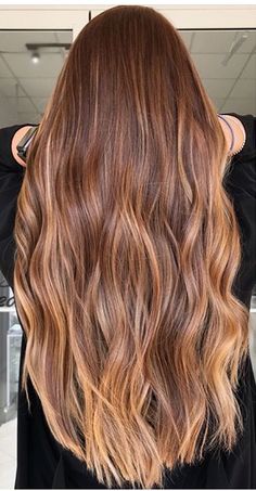 Auburn Balayage With Money Piece, Strawberry Blonde Balayage Brunette Dark Brown, Cookie Dough Hair Color, Gorgeous Hair Color, Brown Hair Balayage, Brown Blonde Hair, Brown Ombre, Hair Girl