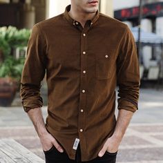 Button Up Outfits For Men, Brown Button Up Shirt Outfit Men, Mens Button Down Outfit, Mens Button Up Shirts Outfits, Best Casual Shirts, Folded Sleeves, Spring Outfits Men, Men's Casual Shirts, Men Fashion Casual Shirts