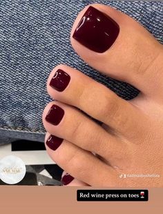 Cherry red press on toe nails🍷❤️ All of my press on toe nail sets include-  *x20 high quality & reusable nails (x2 of each size) *Glue for long term wear. *Cuticle pusher * Nail file *Instructions on how to apply professionally. Pedicure Inspo 2023, 2023 Nail Trends Pedicure, Red Wine Toe Nails, Nails Color For Winter, Dark Red Toes Pedicure, Dark Red Pedicure Toenails, Dark Color Pedicure, Wine Red Toe Nails, Cherry Red Pedicure