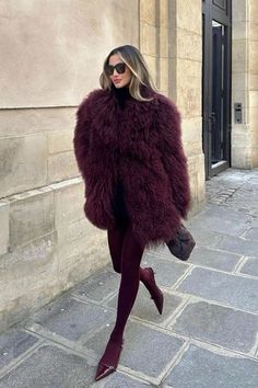 Monochromatic Outfit Burgundy, Burgundy Aesthetic Outfit, Bordeaux Outfit, Red Faux Fur Coat, Burgundy Tights, Fur Coat Fashion, Burgundy Outfit, Ladies Short Jackets, Jackets Women