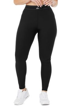 A chic alternative to basic black leggings, the Suit Ups have a boxer-style waistband and body-contouring piping that flatters in all the right places. And they’re made from Airlift—our best-selling high-compression fabric that lifts, sculpts, and stands out with a subtle shine. As for the fit, they reach extra high on the waist with full-length legs. Don’t forget the matching bra to complete the set. Shorts And Tights, Alo Leggings, White Pants Women, Tank Top Bras, Womens Capris, Suit Up, Best Leggings, Alo Yoga, Bra Women