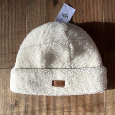 Ugh Shearling Hat Shearling Hat, Ugg Earmuffs, Ivory Hat, Faux Fur Headband, Ugg Accessories, Fur Headband, Black Uggs, Cashmere Beanie, Grey Beanie