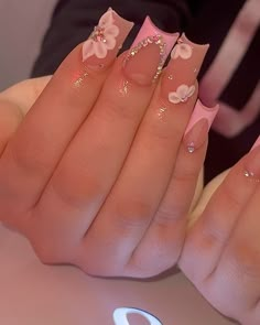 Cute Pink Birthday Nails, Cute Birthday Nail Ideas, Quince Nail Ideas, Buchona Nails, Nail Inspo Short, Mexican Nails, Nails Coquette, Girls Nail Designs